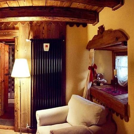 B&B Lo Djoua De Toueno Arvier Exterior foto
