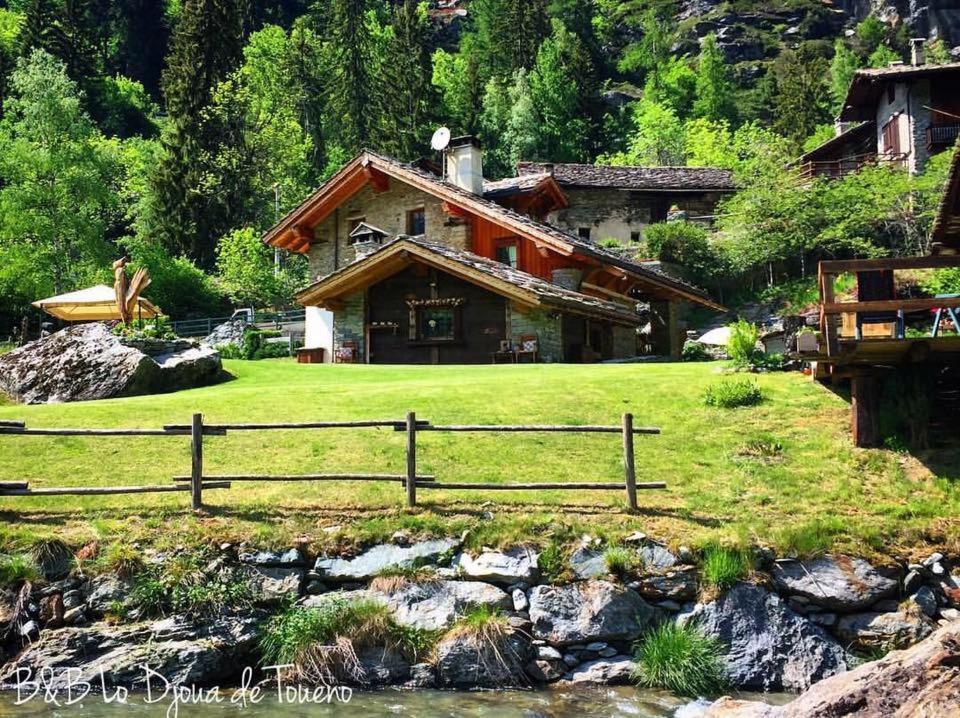 B&B Lo Djoua De Toueno Arvier Exterior foto
