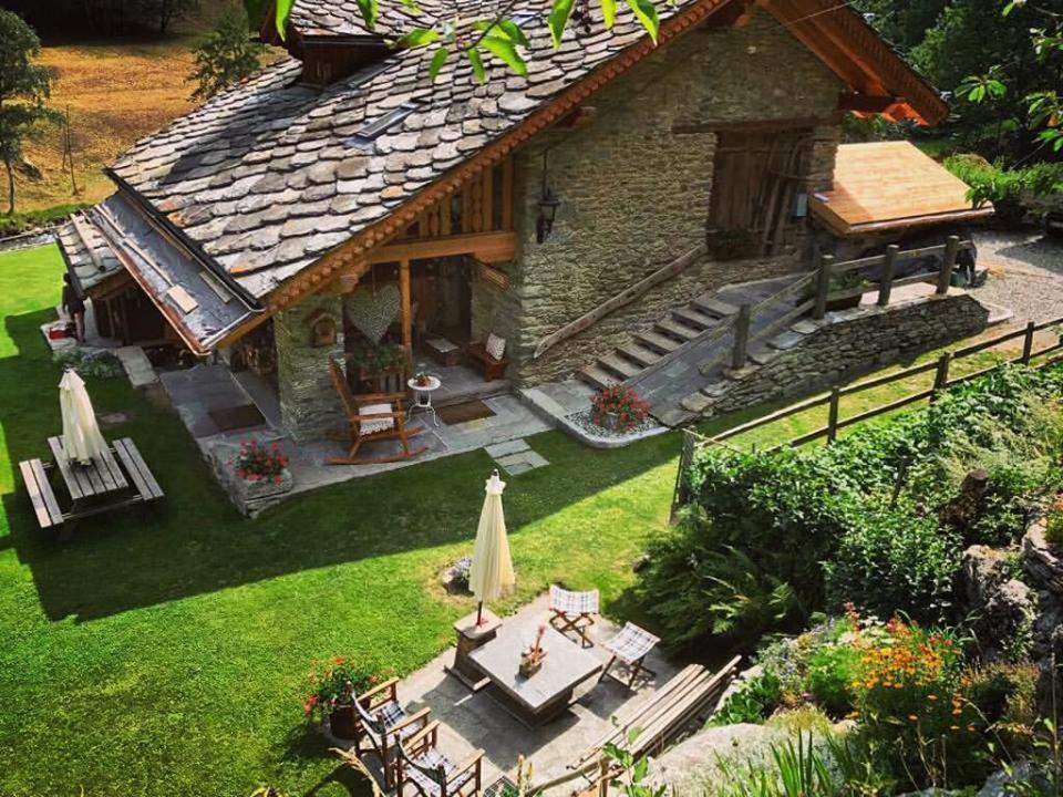 B&B Lo Djoua De Toueno Arvier Exterior foto