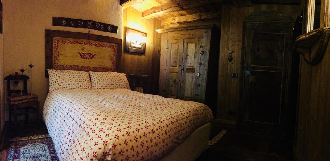 B&B Lo Djoua De Toueno Arvier Exterior foto